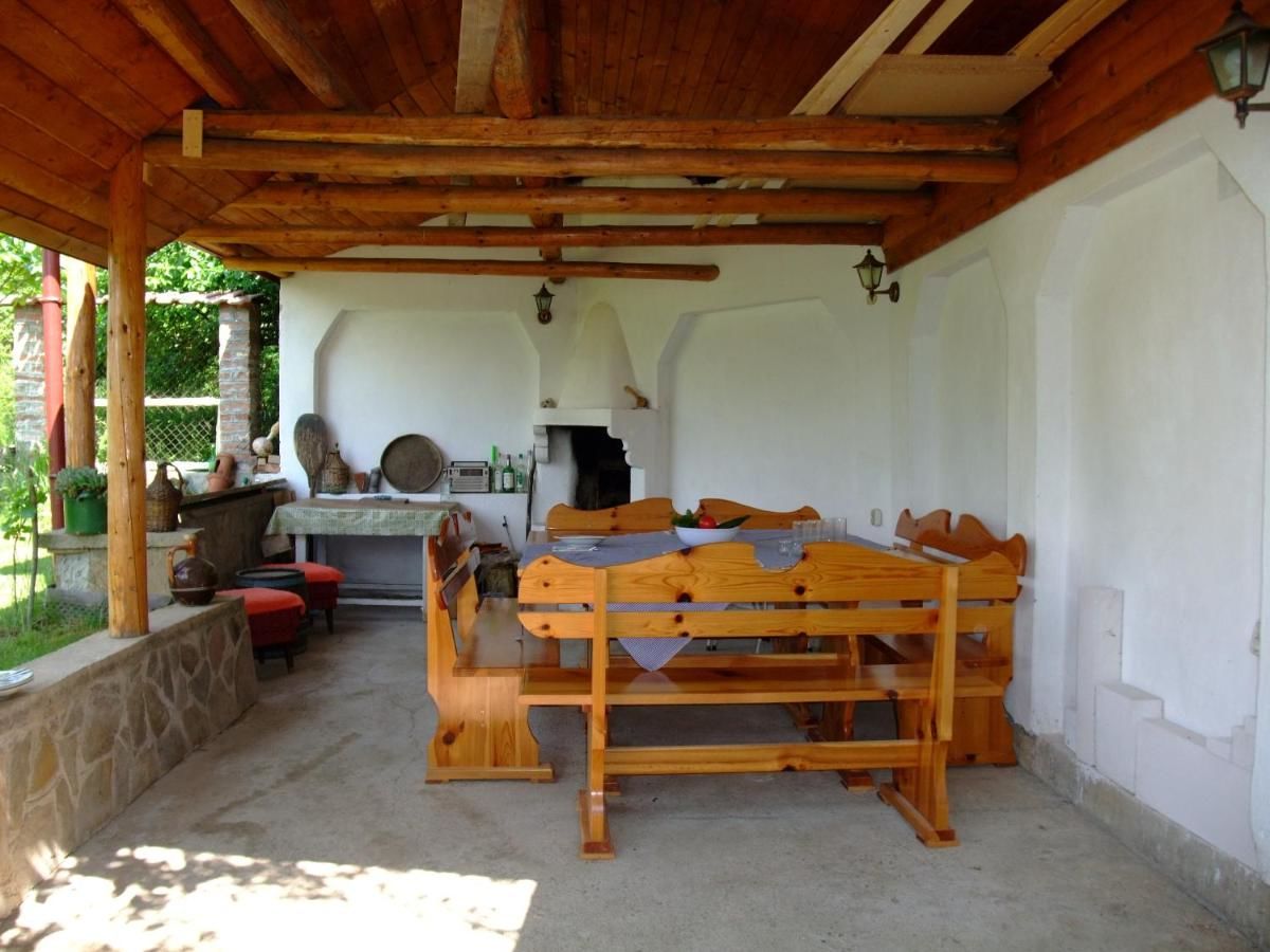 Виллы The 1st Guest House in Kyustendil - Guest Villa - Casa Rosa - Suitable for Families, Friends, Relax, Sport Enthusiasts and Travel Addicts Кюстендил-27